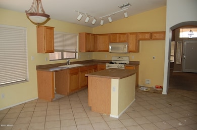 Kitchen 2