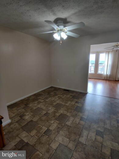 549 Macintosh Cir, Joppa, MD 21085 - photo 7