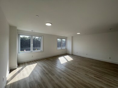 211 Ferry Blvd unit 203, Stratford, CT 06615 - photo 7