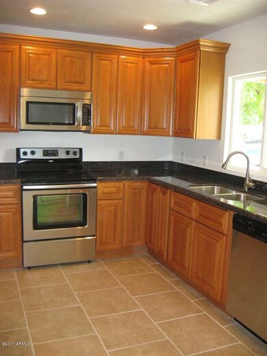 new kitchen 1