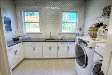 Deluxe Laundry Room-Photo for Representation Only