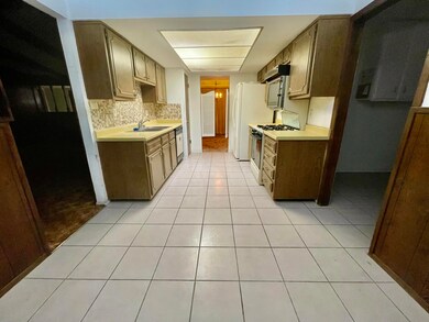 1913 Anise Dr, El Paso, TX 79935 - photo 5