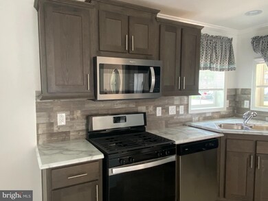 175 Wooded Dr, Doylestown, PA 18901 - photo 5