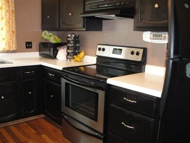 1 Vail Cir, Grand Forks, ND 58201 - photo 2