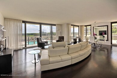 03 Living Room