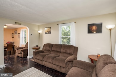 3700 Benson Ave, Halethorpe, MD 21227 - photo 7