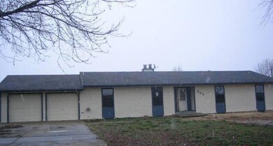 602 N 37th St, Nixa, MO 65714 - photo 3