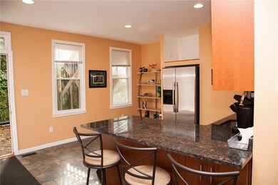 2701 Mission St unit 1, Pittsburgh, PA 15203 - photo 3