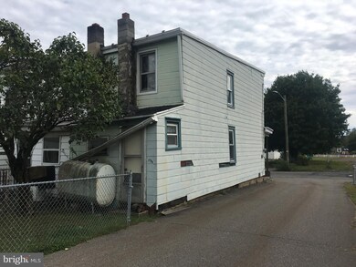 23 W Carroll St, Saint Clair, PA 17970 - photo 5