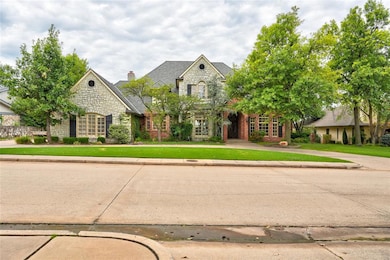 View of front facade with a front yard