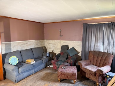 19 Gagnon St, Livermore Falls, ME 04254 - photo 4