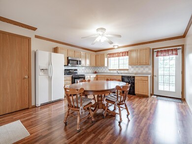 Eat in Kitchen with  large pantry & entrance to de
