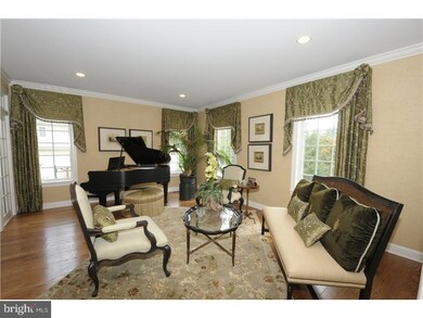 8 Chalous Ln, Villanova, PA 19085 - photo 5