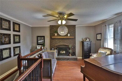 824 NW 13th St, Blue Springs, MO 64015 - photo 7