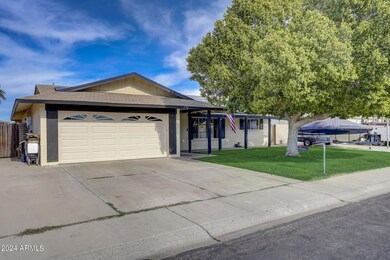 3-web-or-mls-W Zoe Ella Way-003