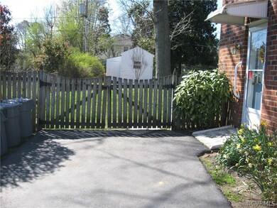 9207 Whitemont Dr, Henrico, VA 23294 - photo 4