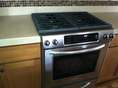 60830 Falcon Pointe Ln, Bend, OR 97702 - photo 6