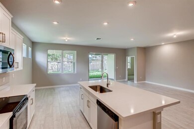 Delray-large-007-005-Kitchen-1500x999-72