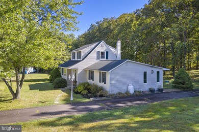 318 E Summit Ave, Telford, PA 18969 - photo 3