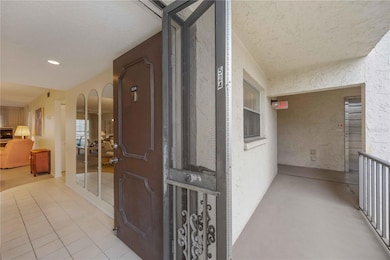 2220 Stickney Point Rd unit 524, Sarasota, FL 34231 - photo 2