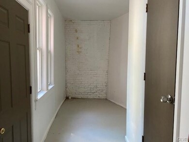 815 Jackson St unit 817, Allentown, PA 18102 - photo 6