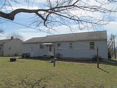 277 Penn St, Bath, PA 18014 - photo 5