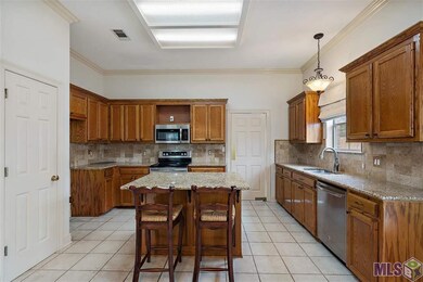 3603 E Meadow Ct, Zachary, LA 70791 - photo 5