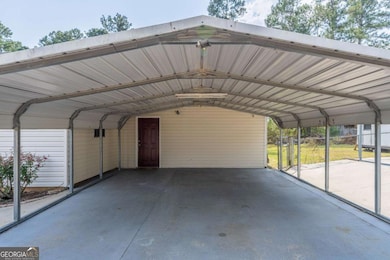 301 Ridge Ln S, Douglas, GA 31533 - photo 6