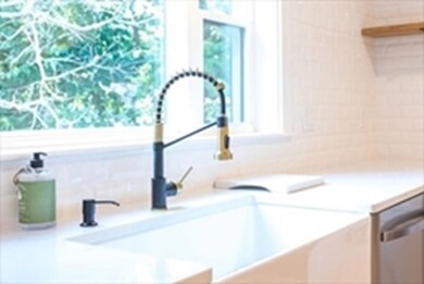 12 Shackle Way unit 12, Swampscott, MA 01907 - photo 2