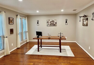 7407 Knoll Cliff Ct, Houston, TX 77095 - photo 4