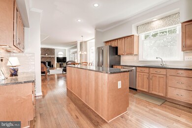 12705 Heatherford Place, Fairfax, VA 22030 - photo 3