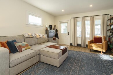 866-870_Northwest_Blvd-28