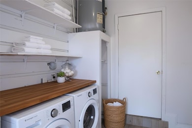 750 52nd Ave N, Saint Petersburg, FL 33703 - photo 7