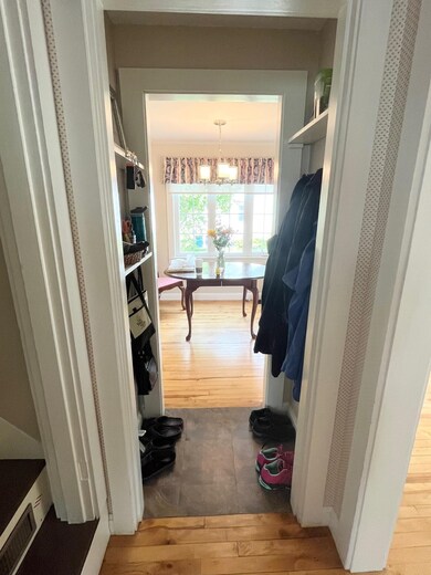 16 Benton St unit 7, Lebanon, NH 03766 - photo 5