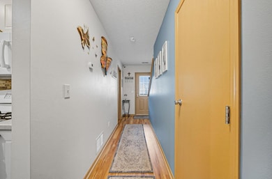 7-web-or-mls-7-web-or-mls-Grace Cobb - 4