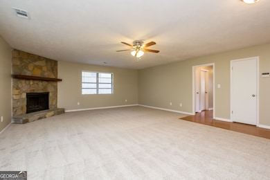 3790 Creekview Cir, Atlanta, GA 30349 - photo 3