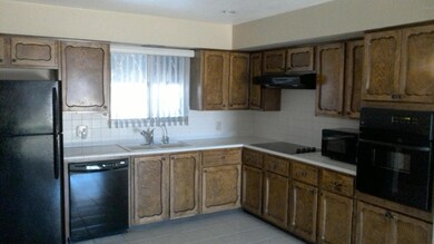 Kitchen 1