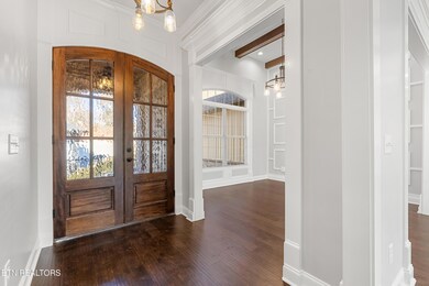 Foyer / Formal Dining