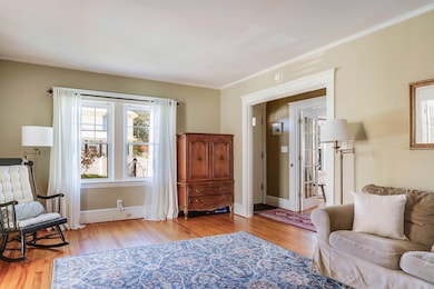 10 Zellwood St, Nashua, NH 03060 - photo 5