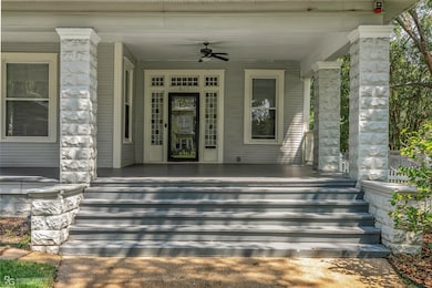 822 Kirby Place, Shreveport, LA 71104 - photo 2