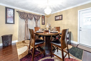 8211 Coastway Ln, Houston, TX 77075 - photo 7