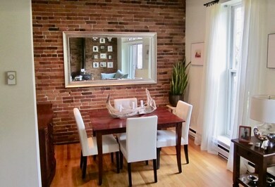 7 Hanson St unit 2, Boston, MA 02118 - photo 2