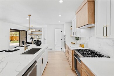 6132 Berwyn Ln, Dallas, TX 75214 - photo 5