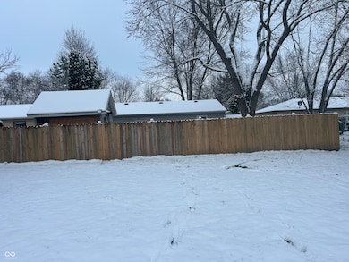 151 Schaefer Dr, Hope, IN 47246 - photo 2