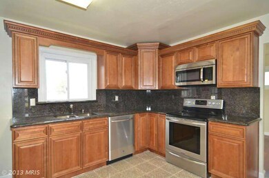 2015 Weber Dr, District Heights, MD 20747 - photo 6