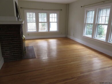 6 Pinedale Ave, Delmar, NY 12054 - photo 3