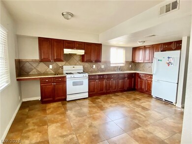 6920 Dunsbach Way, Las Vegas, NV 89156 - photo 3