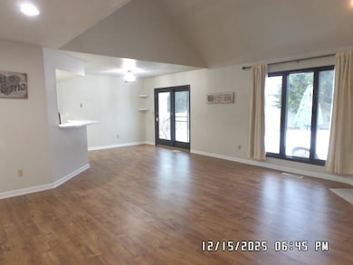 54290 Pebblestone Ln, Elkhart, IN 46514 - photo 3