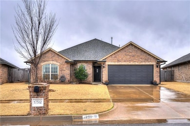 17512 Red Tailed Hawk Way, Edmond, OK 73012 - photo 2