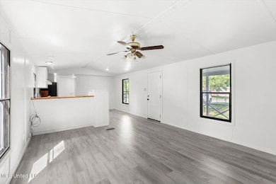 12351 Salisbury Rd, Gulfport, MS 39503 - photo 7